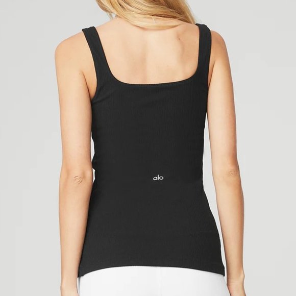 ALO | RIBBED MINIMALIST TANK - Picture 3 of 6